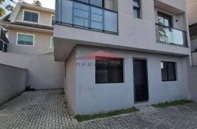 Excelente sobrado em condomínio à venda em curitiba-pr, bairro uberaba  3 quartos, 1 suíte, 1 sala, 3 banheiros, 2 vagas, 93m²