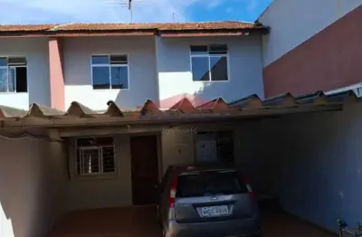 Sobrado a venda em curitiba-pr, boqueirão - 3 quartos, 2 salas, 1 banheiro, 2 vagas - 90m² de área