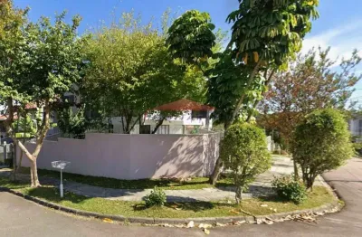 Sobrado de esquina à venda em curitiba-pr, campina do siqueira: 3 quartos, sendo 1 suíte, 2 salas, 2 banheiros, 2 vagas, 160m².