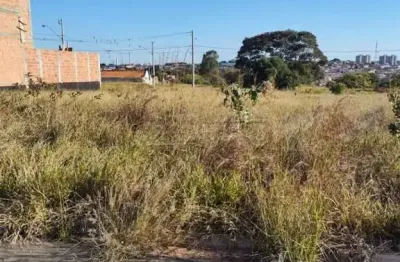 Terreno à venda no Jardim Letícia, São Carlos 