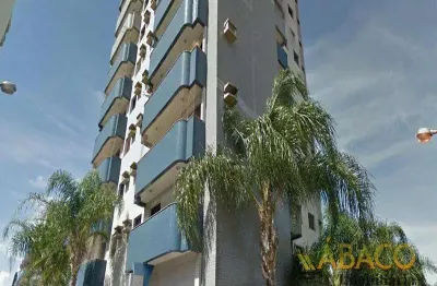 Apartamento com 3 quartos à venda no Centro, São Carlos 