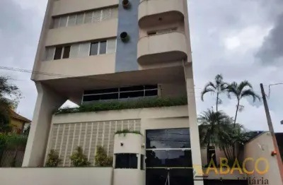 Apartamento com 3 quartos para alugar no Centro, São Carlos 