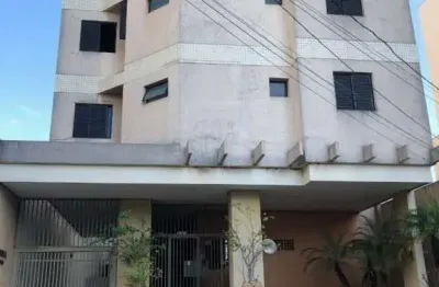 Apartamento com 3 quartos para alugar no Centro, São Carlos 