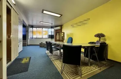 Sala comercial à venda no Centro, Porto Alegre 