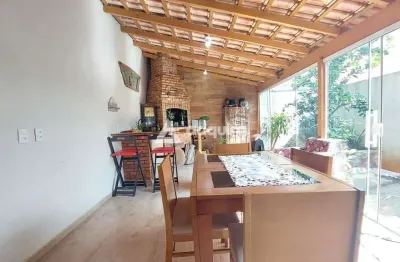 Casa com churrasqueira gourmet à venda na melhor rua do bairro ibirapuera a 1 minuto da av visconde