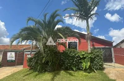 Casa com kitinetes e amplo terreno à venda, localizada no bairro chapada