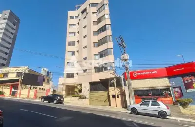 Apartamento à venda, contendo 3 quartos (sendo 1 suite), no centro de ponta grossa, pr