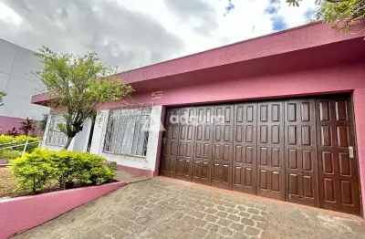 Casa comercial à venda na Rua Conselheiro Barradas, Uvaranas, Ponta Grossa