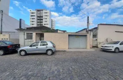 Casa com 3 quartos para alugar no Centro, Coronel Fabriciano 