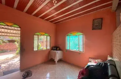 Casa com 3 quartos à venda no Petrópolis, Timóteo 