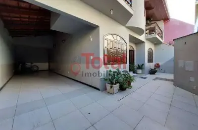 Casa de alto padrão no cidade nova - santana do paraíso