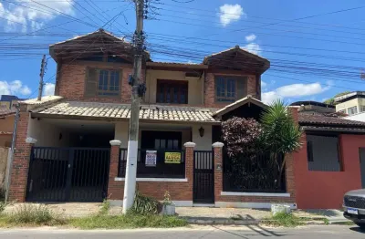 Casa com 5 quartos para alugar no Professores, Coronel Fabriciano 