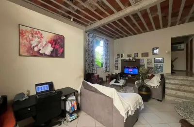 Casa com 3 quartos à venda no Giovanini, Coronel Fabriciano 