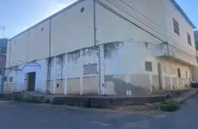Imóvel comercial 2 pavimentos, com doca, escritório e depósito amplo