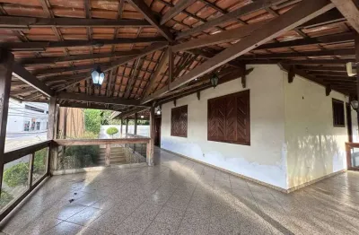Casa com 4 quartos para alugar no Veneza, Ipatinga 