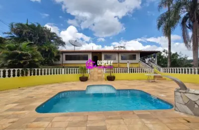 Casa em condomínio fechado com 2 quartos à venda na rua rouxinol, 15, sorocamirim, ibiúna por r$ 850.000