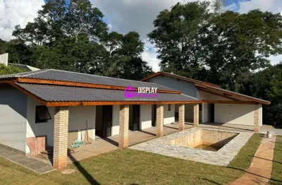 Casa em condomínio fechado com 3 quartos à venda na pessegueiros  lote c4, 4, parurú, ibiúna por r$ 780.000