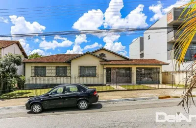 CASA TÉRREA RESIDENCIAL / COMERCIAL - Em frente Rodoviária de Mafra - Vila Buenos Aires - 609m2 de terreno.