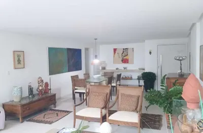 Apartamento à venda com 04 quartos, 02 vagas, na rua dos navegantes, boa viagem, recife-pe.praia.a