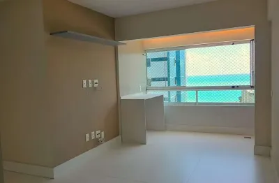 Apartamento a venda em boa viagem com excelente acabamento e com vista para mar.