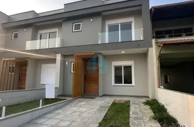 Belo sobrado novo, no residencial golfinho, localizado no centro de garopaba!