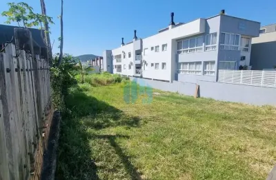 Amplo terreno residencial e comercial, localizado no bairro ferraz, em garopaba!