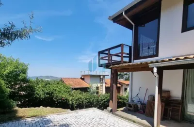 Bela casa com vista panorâmica p/ mar e lagoa, bairro ferrugem, em garopaba!