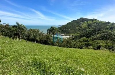 Amplo terreno de 2,6 hectares, com vista p/ mar, em garopaba!