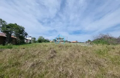 Ótimo terreno a 150 m da lagoa de ibiraquera e 500 m do centrinho do rosa!
