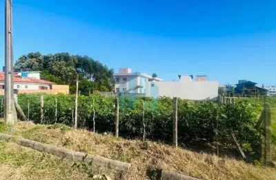 Ótimo terreno localizado no bairro areias de palhocinha, em garopaba, a 4 km da praia central!