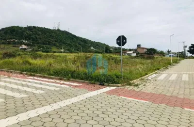 Excelentes lotes no loteamento longarone, localizado no bairro ferraz, em garopaba