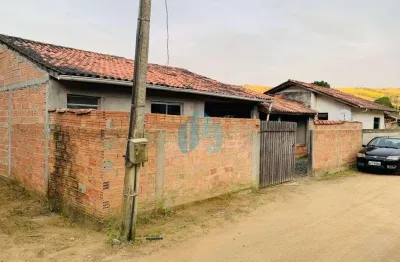Casa comercial com 1 sala à venda no Tamborete, Imaruí 