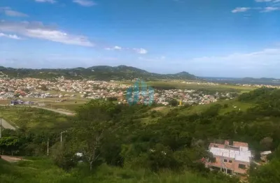 Terreno a 2 km da praia, localizado no bairro ferraz, em garopaba!