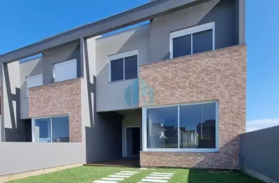 Lindos sobrados a poucos minutos do centro de garopaba, loteamento longarone, ferraz | garopaba - sc