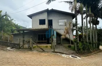 Excelente oportunidade: casas com vista p/ lagoa e mar, no bairro macacu, em garopaba!