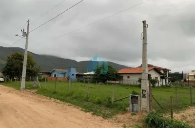 Terreno localizado no bairro areias de palhocinha, em garopaba!