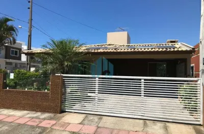 Bela casa a aprox. 3 km da praia central, ambrósio | garopaba - sc