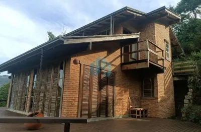 Bela casa com vista p/ lagoa, mar e pedra branca, encantada | garopaba - sc