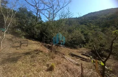 Amplo terreno com bela vista p/ pedra branca, serraria | garopaba - sc