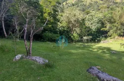 Lindo terreno com vista p/ mar, lagoa e pedra branca, bairro serraria, em garopaba!