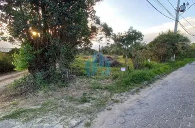 Ótimo terreno, potencial para comércio, próximo à praia do rosa e lagoa de ibiraquera!