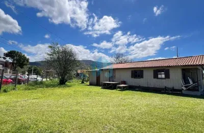 Amplo terreno de esquina, a 4 km da praia, encantada | garopaba - sc