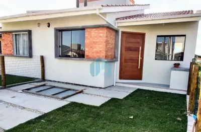 Bela casa térrea nova, a 3,8 km da praia central, areias de palhocinha | garopaba - sc