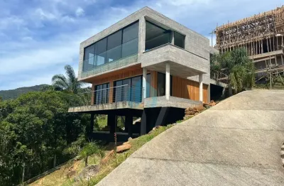 Belíssima casa de alto padrão no condomínio villa balena, na praia do siriú, siriú | garopaba - sc