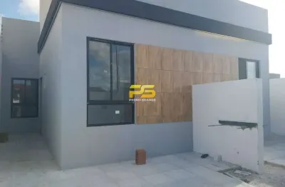 Casa a venda no bairro de mangabeira com 3 suites sendo uma reversivel.