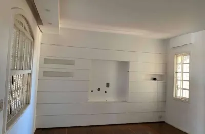 Casa 12x30 com 03 quartos em belo horizonte para venda por 950.000,00 e locação por 5.000,00 mensal