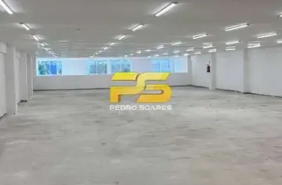 Alugo prédio comercial no centro da cidade com 1000m de área privativa