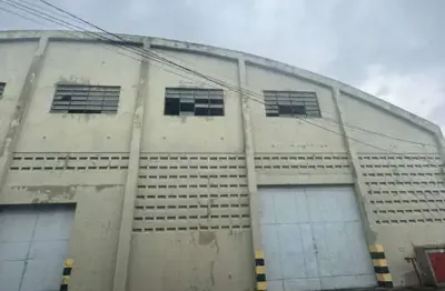 Galpão de 2660m² com segurança 24h e doca para caminhões em bayeux - locação