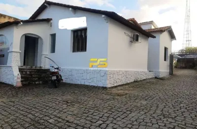 Casa comercial com 9 salas para alugar no Centro, João Pessoa 