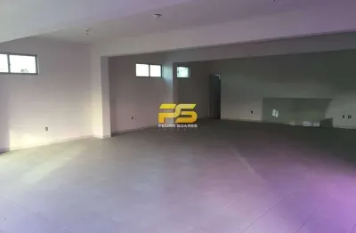 Salas comerciais de 20,64m2 a 99,84m2 no centro para locação por 7.500,00